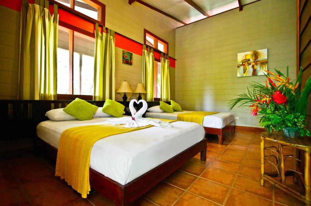 Pachira Lodge تورتوجويرو الغرفة الصورة